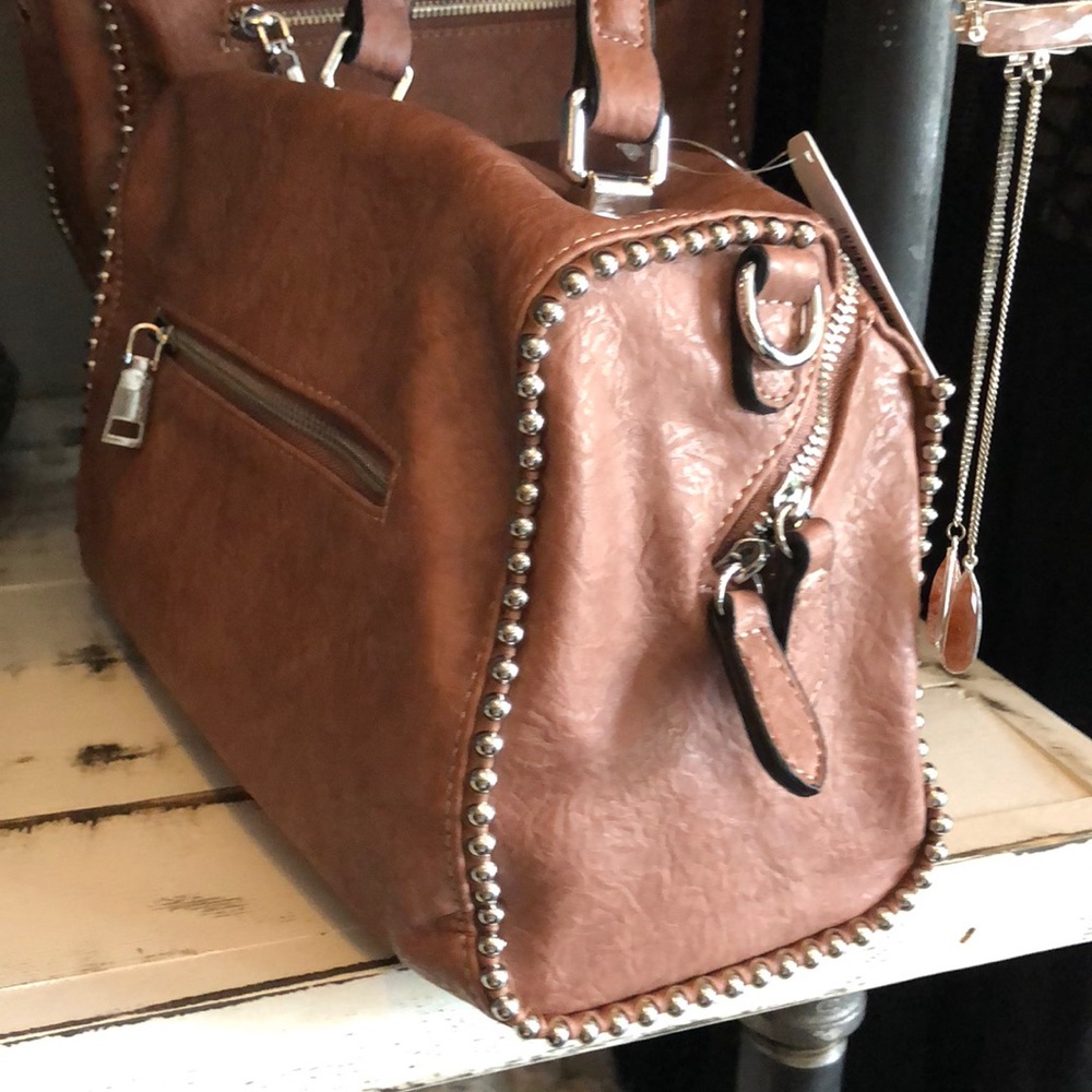 Studded handbag - Picture 2 of 6